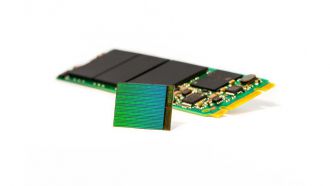 3D NAND Die with M2 SSD web