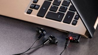 Hama USB-C-Klinkenadapter: Kopfhörer an Laptop und Smartphone