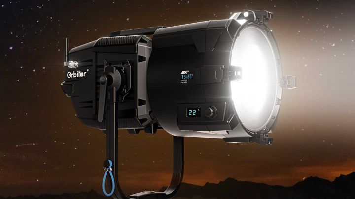 Arri Orbiter: neue Fresnel-Linse mit motorisiertem 15 bis 65 Grad Zoombereich