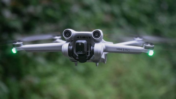 DJI Mini 3 Pro: Mini-Drohne mit 4K-60p-Video und 47 Minuten Flugzeit