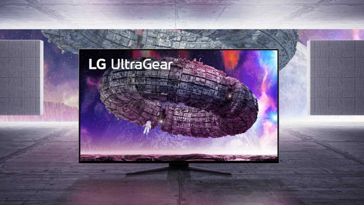 LG UltraGear 48GQ900 front web