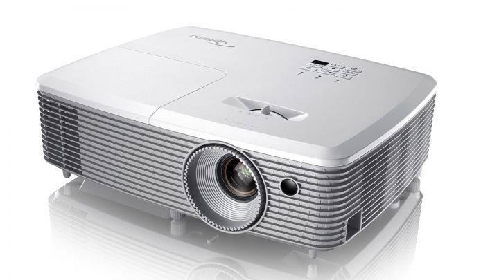 Optoma HD28i: kompakter Full-HD-Projektor mit 4000 Lumen Helligkeit