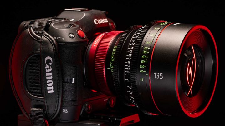 Canon RF Prime EOS C70 Right Side