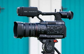 JVC GY-HC500UN, -HC550UN, -HC500SPCN: neue, NDI-kompatible Broadcast-Camcorder